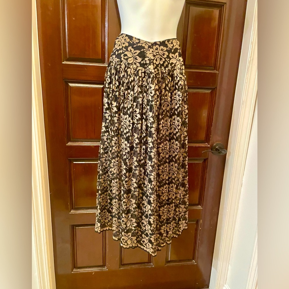 Gorgeous Black & Gold Maxi / Ankle Length Lace Skirt Small to Medium